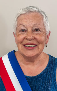 Mme Liliane SIGNAT, Maire